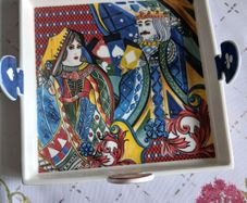 Baci King and Queen Napkin Holder
