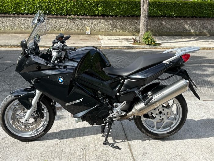 Bmw F 800 St