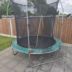 Trampoline 10ft