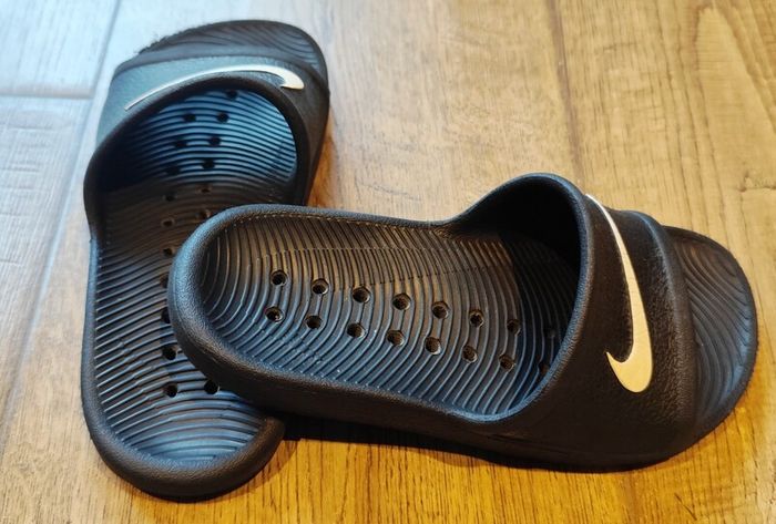 Crocs and Nike Sliders. Size UK Junior 11