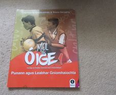 Mol an Oige 1 - Punann agus Leabhar Gniomhaiochta