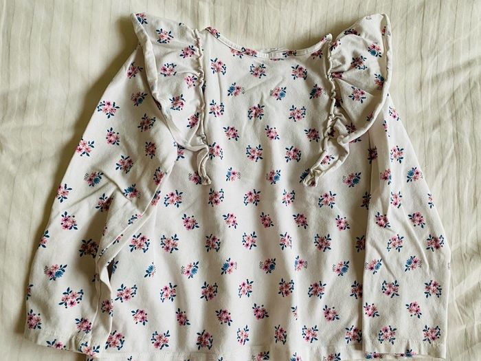 Floral top with ruffle details