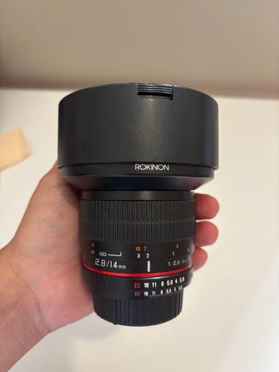 Rokinon 14mm f 2.8 ED AS IF UMC Wide Angle Lens Nikon F