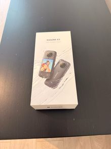 Action camera insta 360 X3 with selfie stick and camera cover