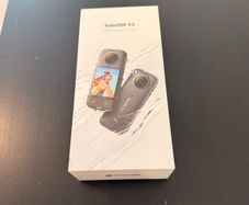 Action camera insta 360 X3 with selfie stick and camera cover