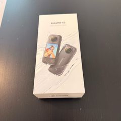 Action camera insta 360 X3 with selfie stick and camera cover