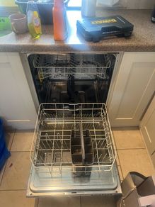 Integrated Zanussi dishwasher