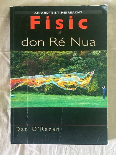 Fisic: Leaving Cert Physics Book