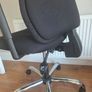 Office chair, barely used, great condition Image 4