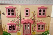 Dolls House - Rose Cottage