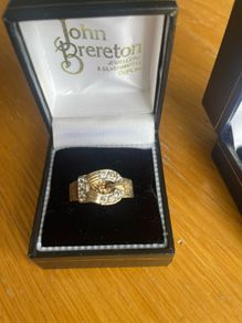 9ct gold mens buckle ring