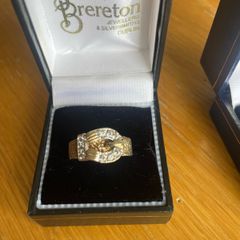 9ct gold mens buckle ring
