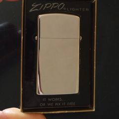 Vintage 1970s Zippo Slim Lighter