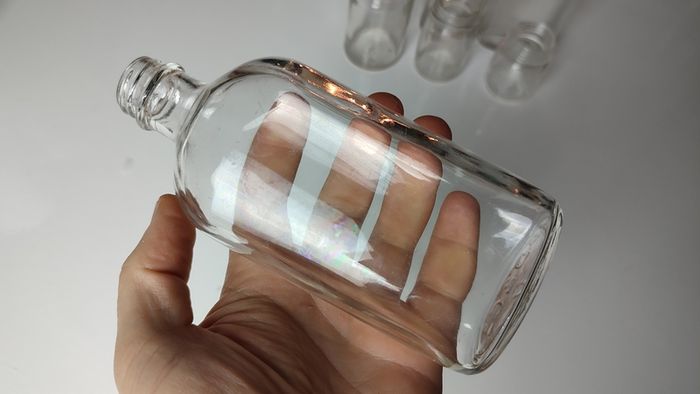 347 - Set of 6 Vintage Collectible Decorative Clear Glass Bottles and Jars