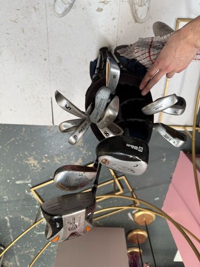 set golf clubs