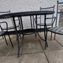 garden table & 4 chairs Image 4