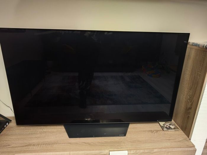 LG OLED B9 55inch for parts