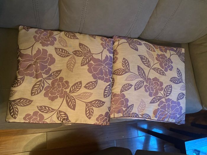 Purple & grey curtains 90x90 (+ cushions)