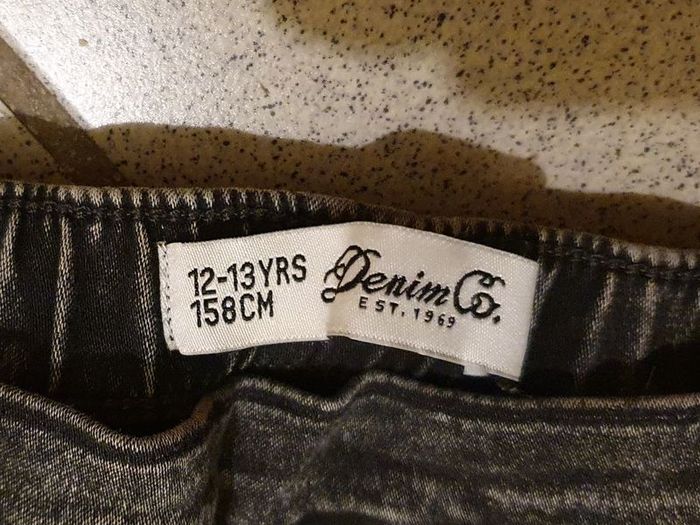 Age 10 - A Pair of Grey Marbled Jeggings - Read Carefully