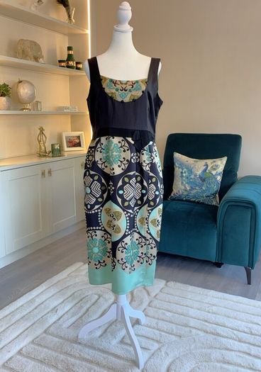 Beautiful Ladies 100% Silk Dress from Phase