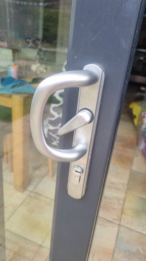 Double sliding door Grey