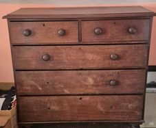 Antique chest of drawers