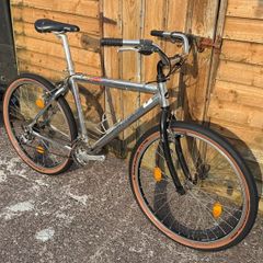 Vintage Giant Mountain Bike 26" cruiser / commuter