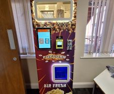 Air fresh popcorn vending machine