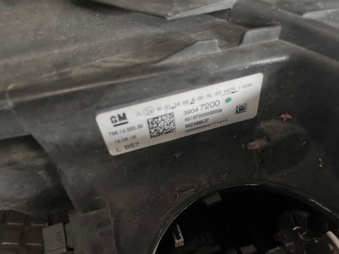 astra k right head light