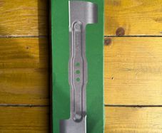 Replacement lawnmower blade