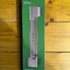 Replacement lawnmower blade