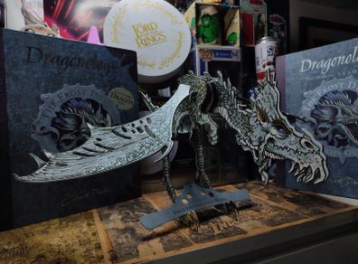 Dragonology: The Frost Dragon Book and Model Set ! 2008 ! by Candlewick  !