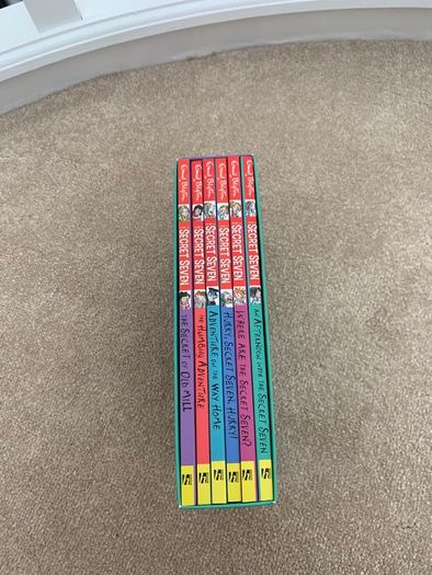 Secret Seven 6 x Book Box Set