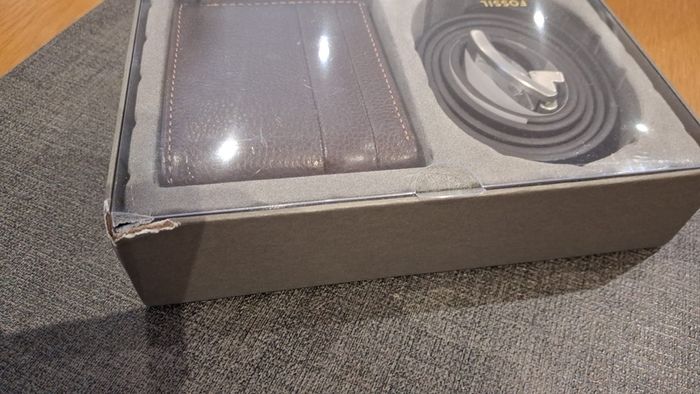 Fossil mens wallet