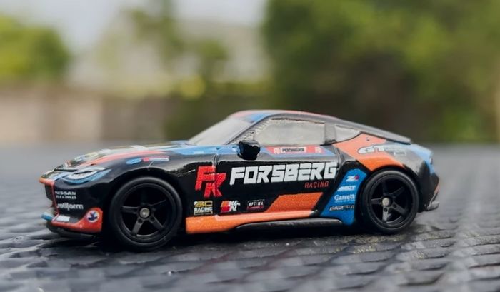 Hot Wheels Premium NISSAN Z New On Card
