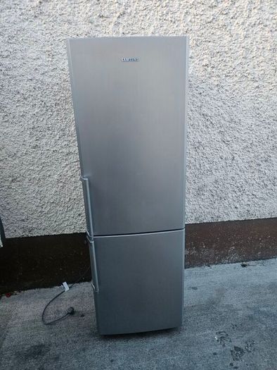 Samsung fridge freezer