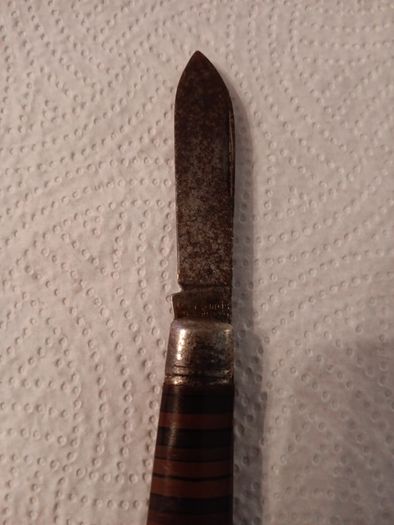 Richards pocket knife