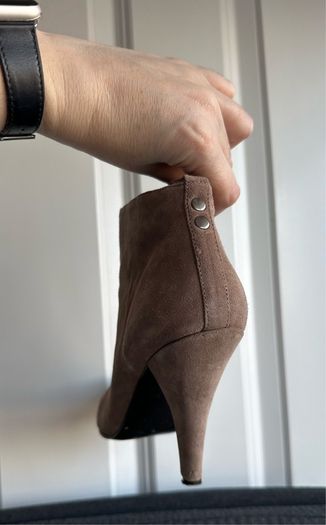 Nine West suede ankle boots -Sz 6
