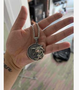 Silever Wolf Necklace - great gift