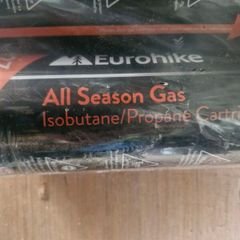 Gas