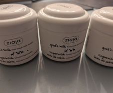 Ziaja goats milk hair mask