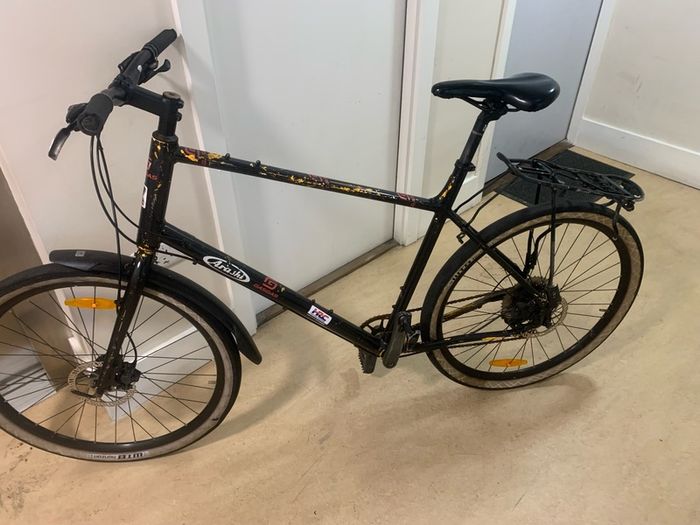 Mens Moutain bike