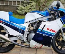 Suzuki  GSXR  7/11  Slabside