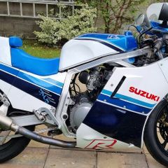 Suzuki  GSXR  7/11  Slabside
