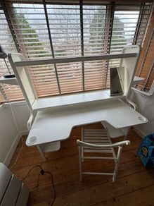 Vanity and chair FREE