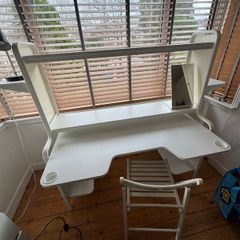 Vanity and chair FREE
