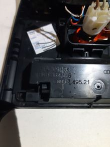 Audi A4 A5 Q5 8r 2009-13 Rear Center Console Vents Trim Cover Panel 8k0864376