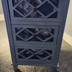 bedside lockers x2