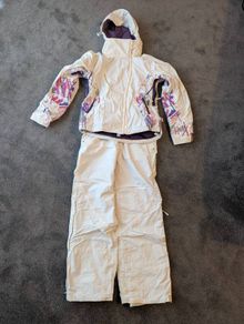 Women's ski/snowboard gear size 10-12