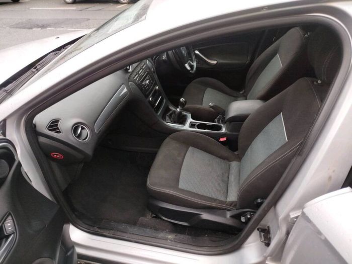 Ford Mondeo estate 2011